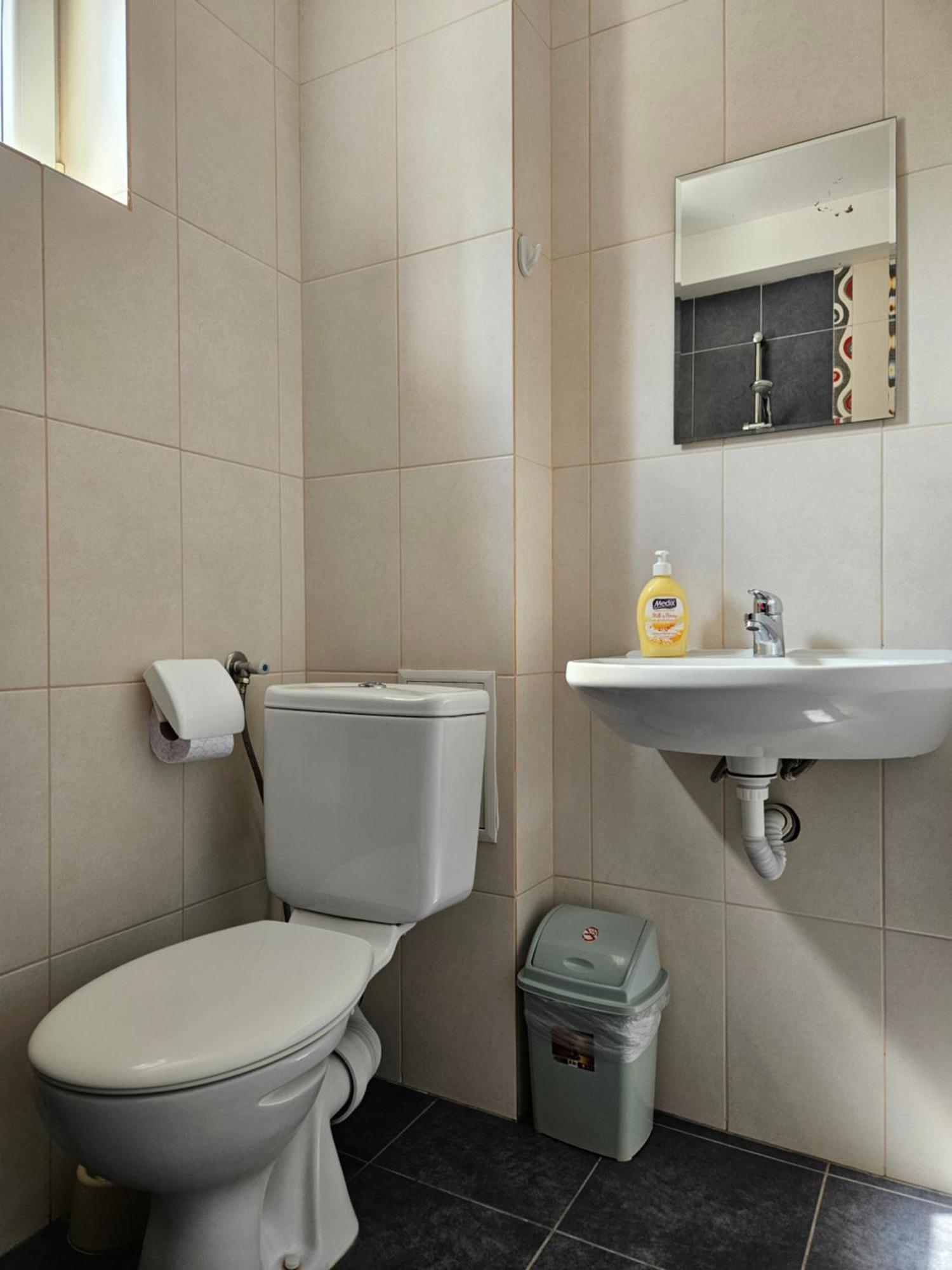 Hotel Family House Manolov Obzor Exterior foto